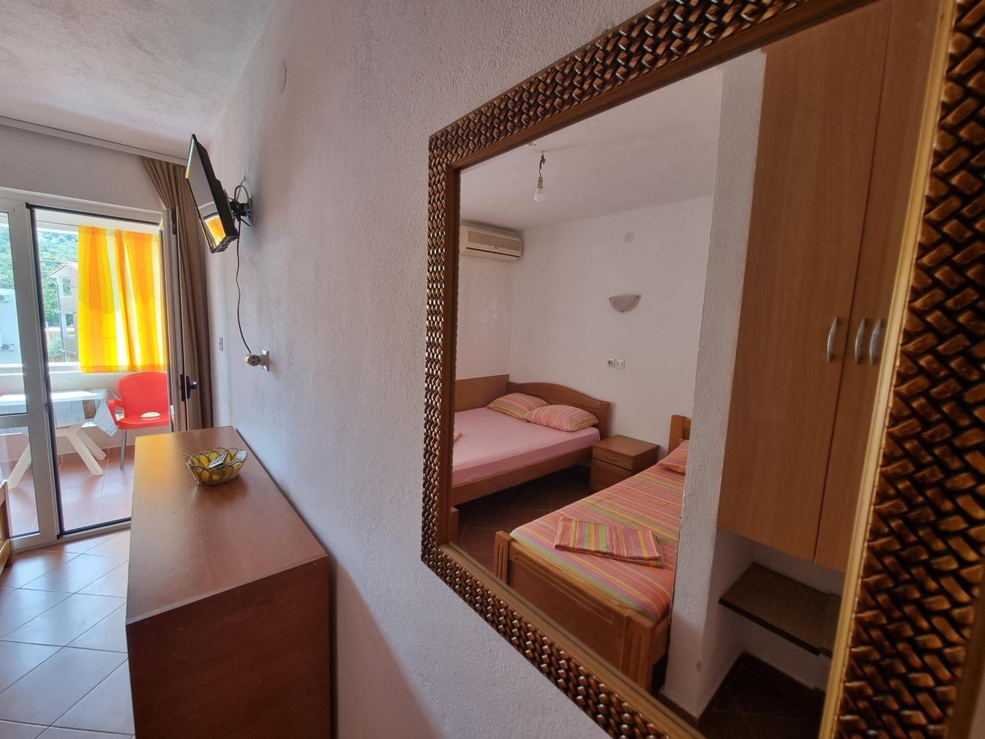 Apartmani Vukovic Sutomore Phòng bức ảnh