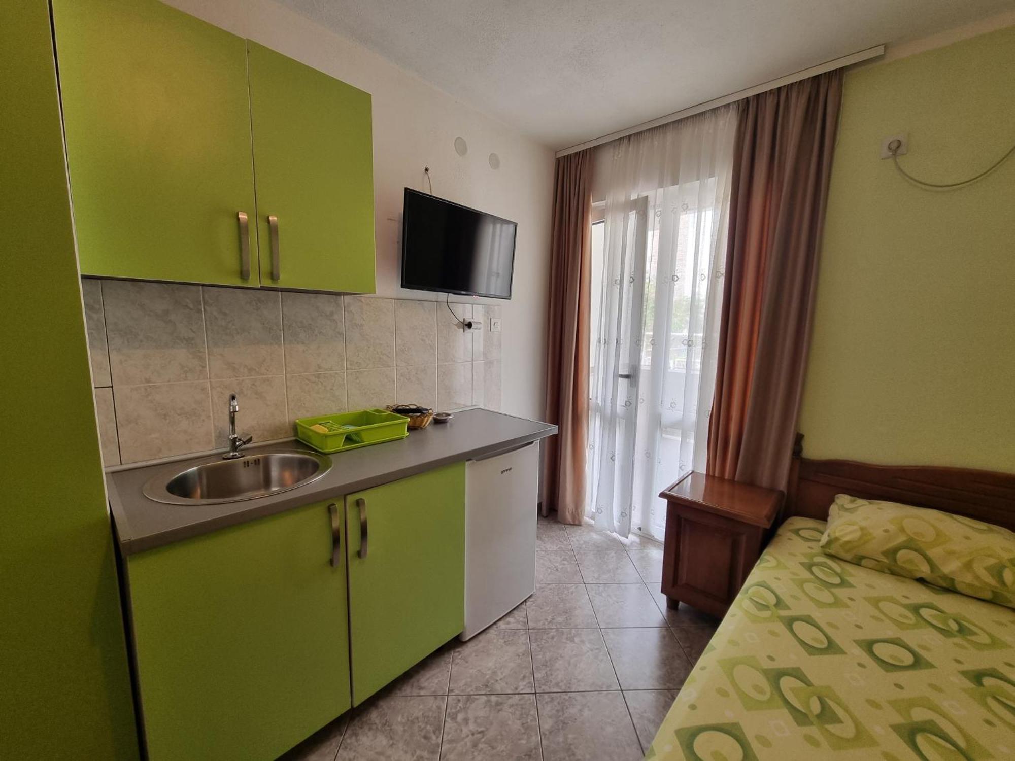 Apartmani Vukovic Sutomore Phòng bức ảnh